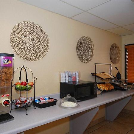 Quality Inn & Suites Downtown فينيكس المظهر الخارجي الصورة